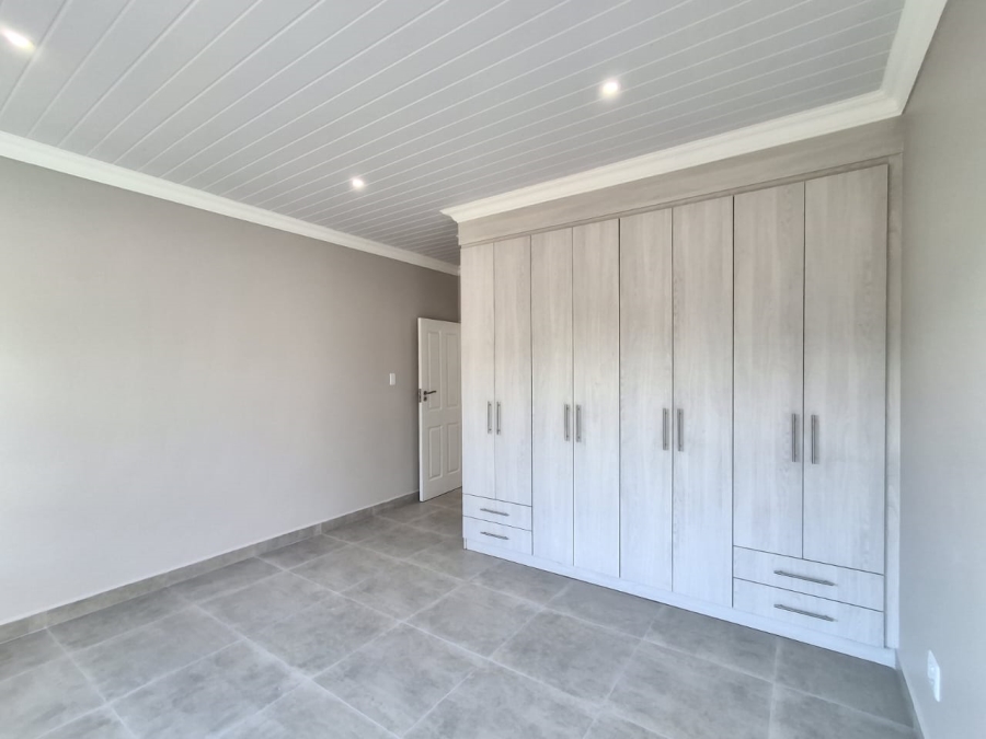 3 Bedroom Property for Sale in Stilbaai Wes Western Cape